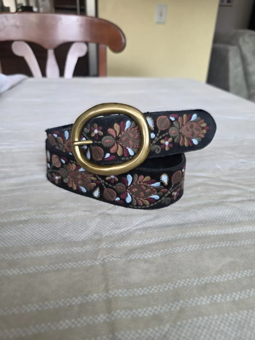 Lucky Brand Belt Womens Embroidered Floral Suede Leather Brass Buckle Boho Sz 28
